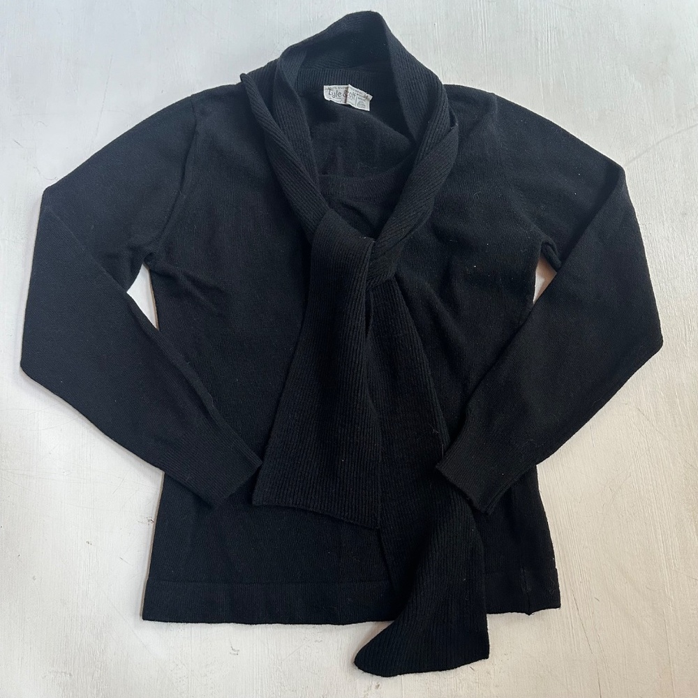 Vintage Lyle and Scott Scotland Super Lambswool Tie Neck Black Sweater